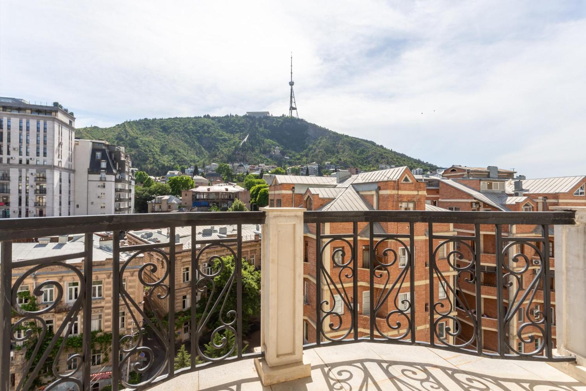 City Luxury Apartment L Tbilisi Eksteriør bilde